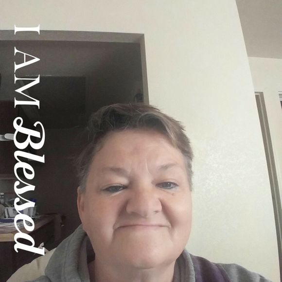 Meet your Posher, Vicki - Picture 1 of 1